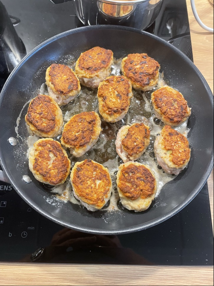 frikadeller på panden